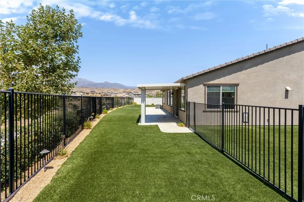 1389 Hazel Lane Banning, CA 92220
