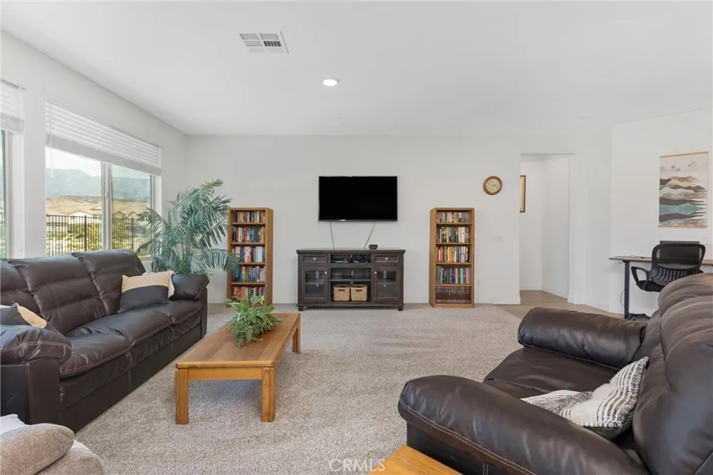 1389 Hazel Lane Banning, CA 92220