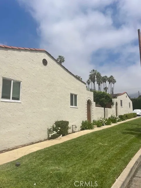 2025 Lovila Lane Altadena, CA 91001