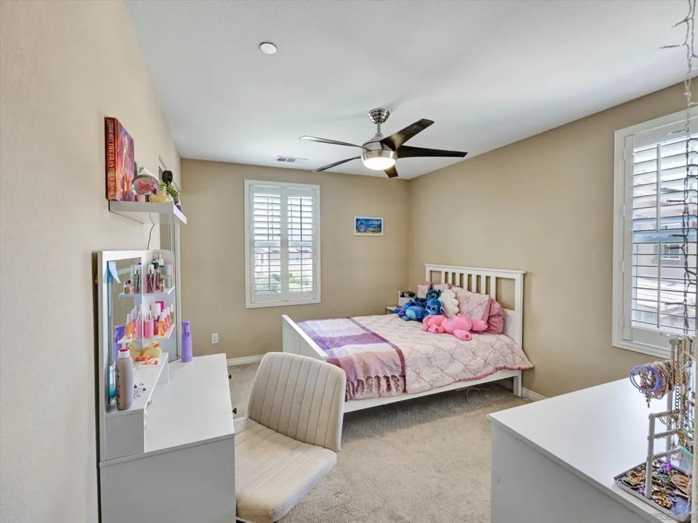 13589 Sohail Lakeside, CA 92040