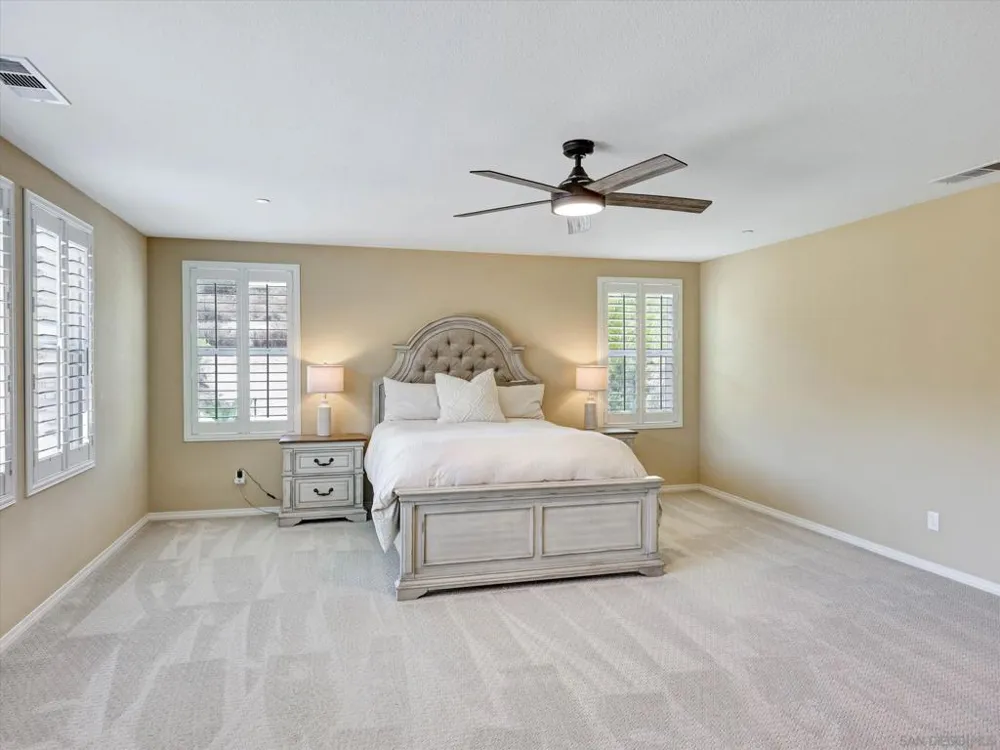 13589 Sohail Lakeside, CA 92040