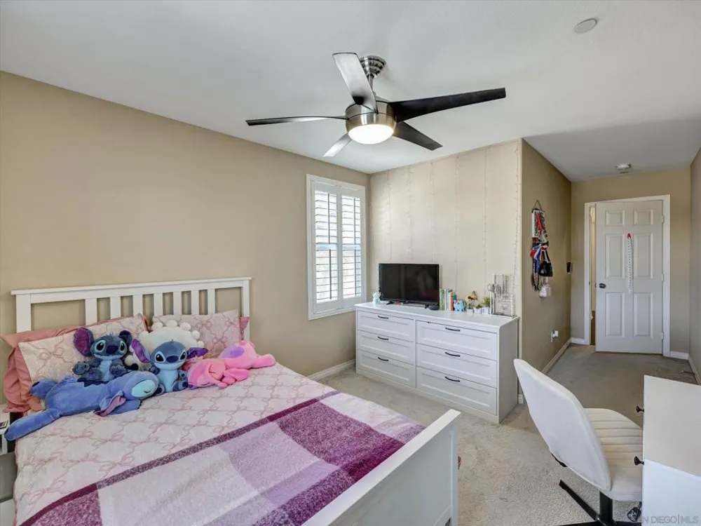 13589 Sohail Lakeside, CA 92040