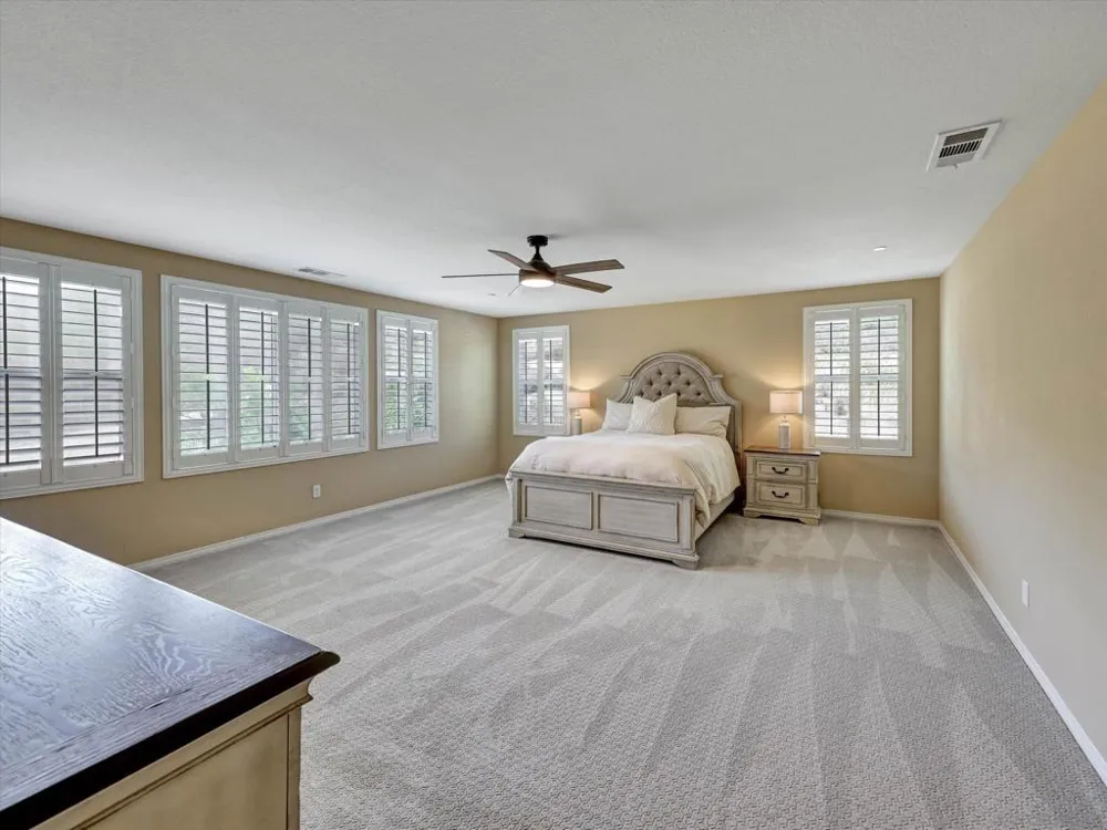 13589 Sohail Lakeside, CA 92040