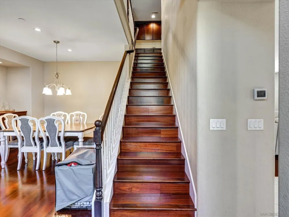 13589 Sohail Lakeside, CA 92040