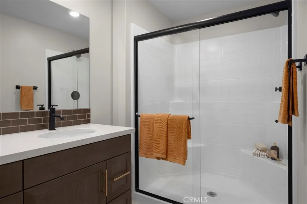 4621 S Moonstar Privado Ontario, CA 91762