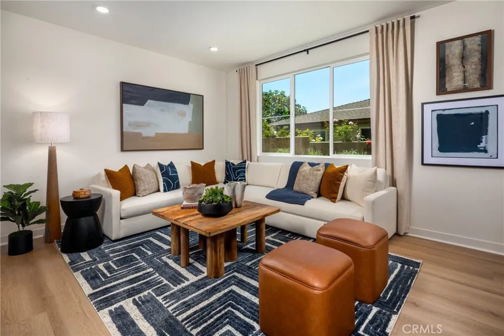 264 S Citrus Row La Habra, CA 90631