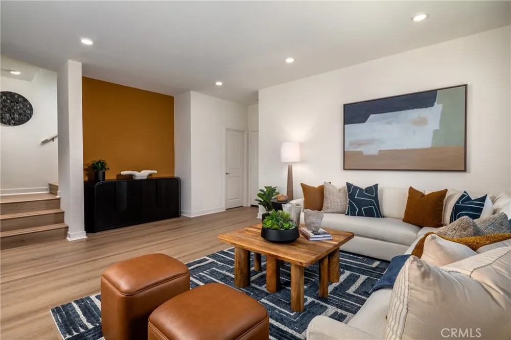 264 S Citrus Row La Habra, CA 90631