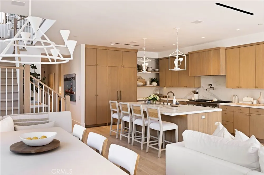 1416 E Balboa Boulevard Newport Beach, CA 92661