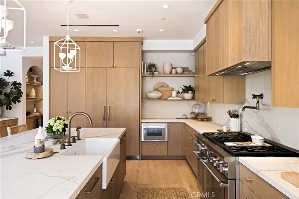 1416 E Balboa Boulevard Newport Beach, CA 92661