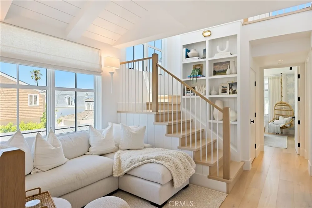 1416 E Balboa Boulevard Newport Beach, CA 92661