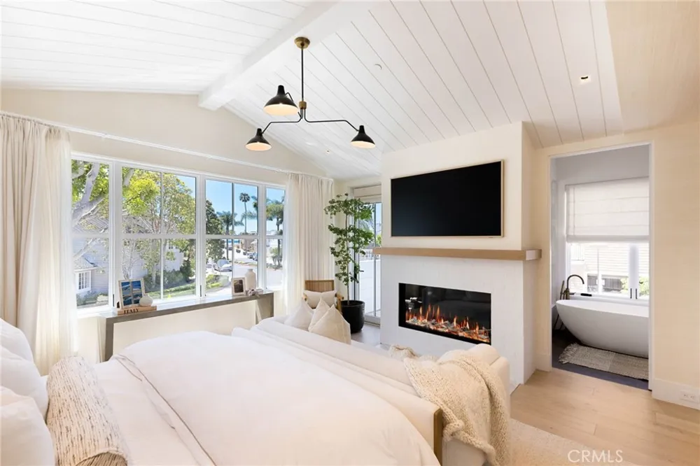 1416 E Balboa Boulevard Newport Beach, CA 92661