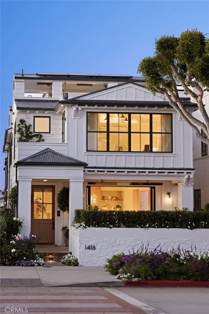 1416 E Balboa Boulevard Newport Beach, CA 92661
