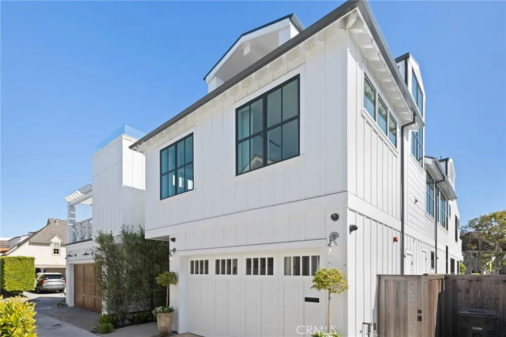 1416 E Balboa Boulevard Newport Beach, CA 92661