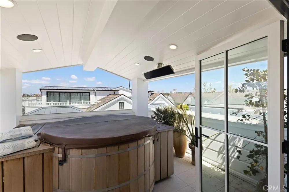 1416 E Balboa Boulevard Newport Beach, CA 92661