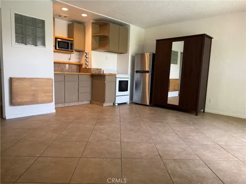 807 E Cottonwood Road #6