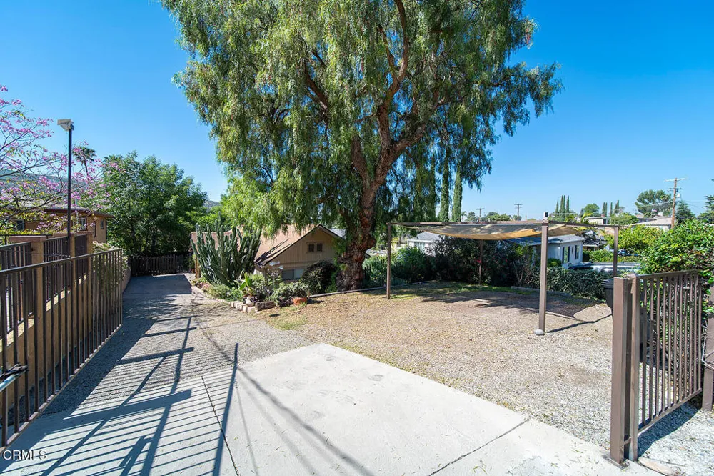 8950 Oswego Street Los Angeles, CA 91040