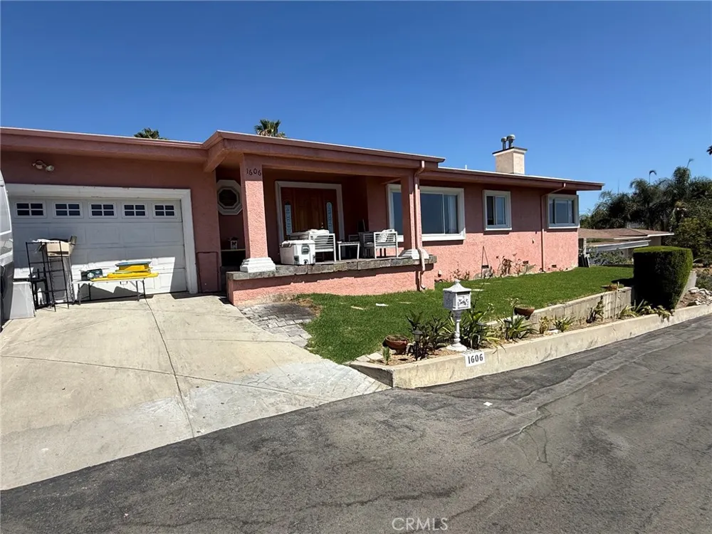 1606 Glenmont Drive Glendale, CA 91207