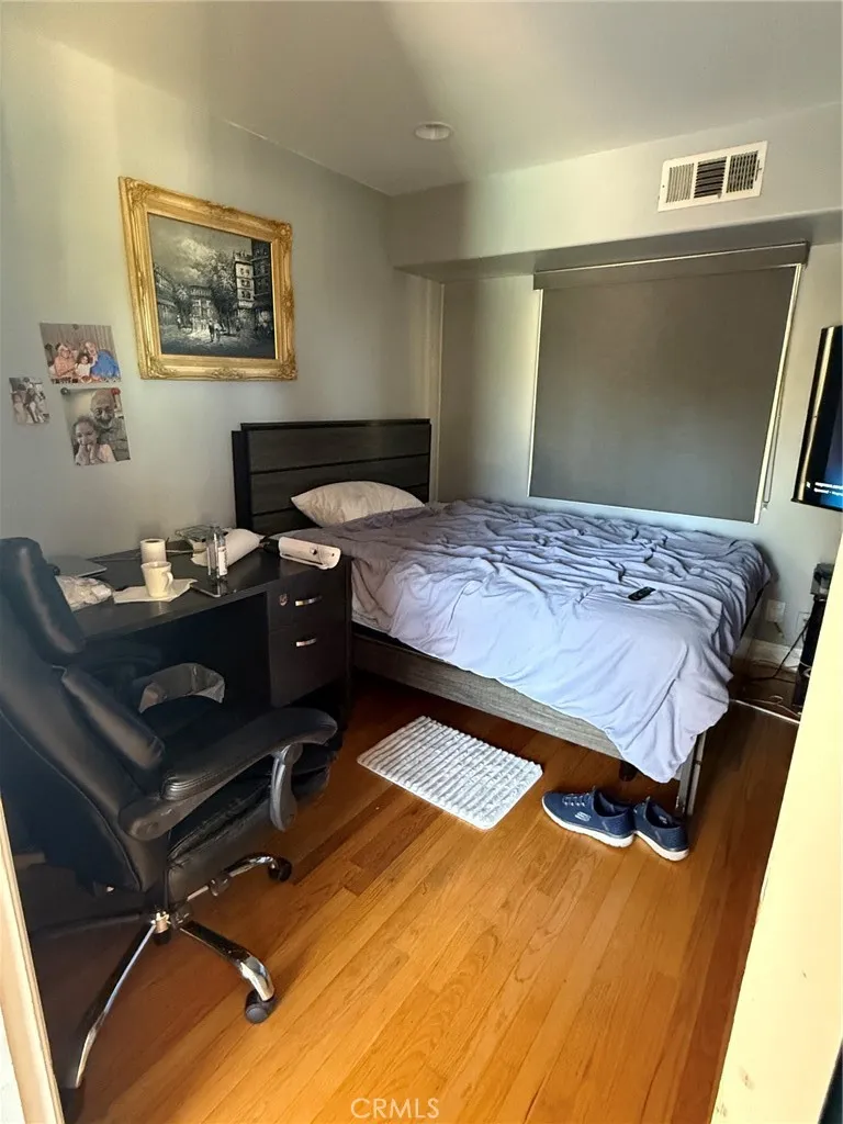 1606 Glenmont Drive Glendale, CA 91207