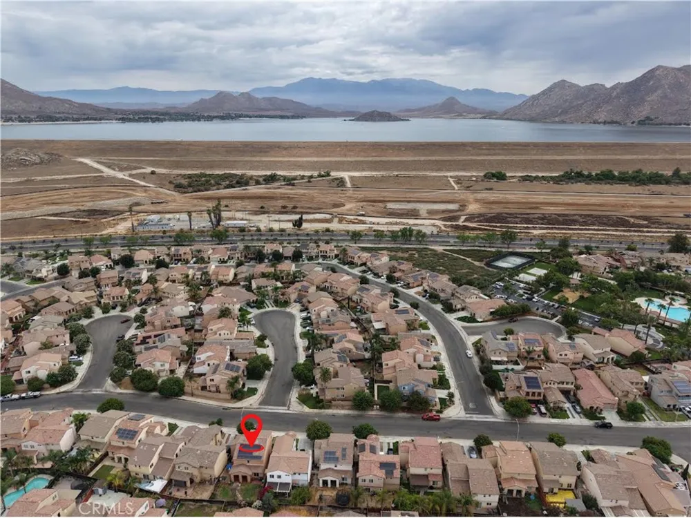1423 Palma Bonita Perris, CA 92571