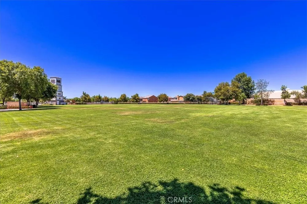 1423 Palma Bonita Perris, CA 92571