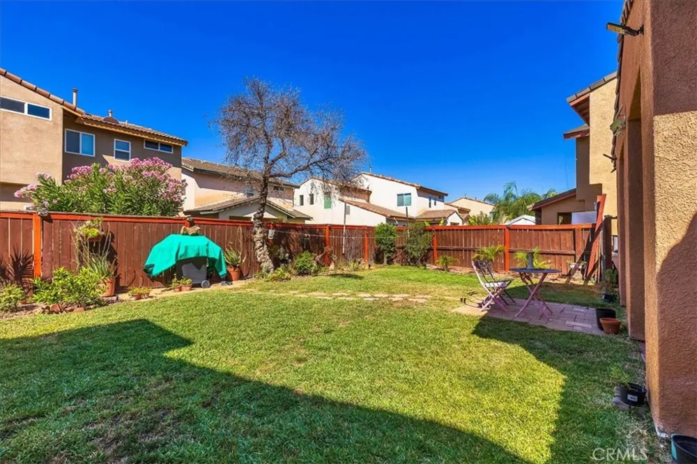 1423 Palma Bonita Perris, CA 92571