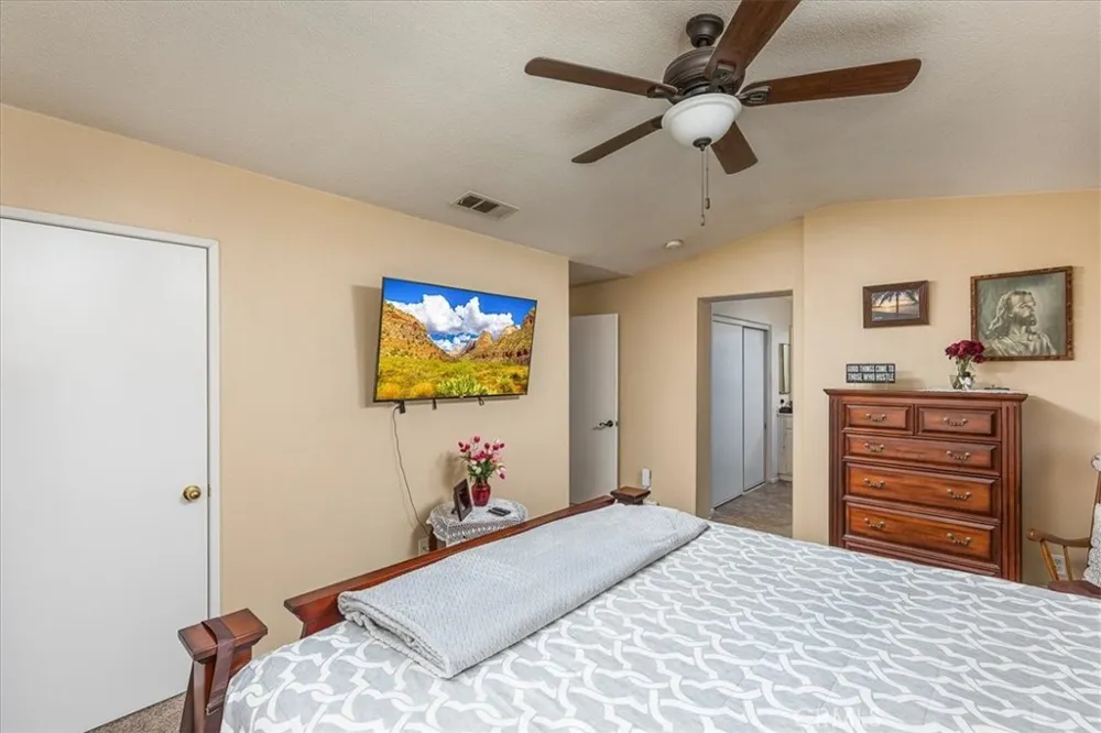 1423 Palma Bonita Perris, CA 92571