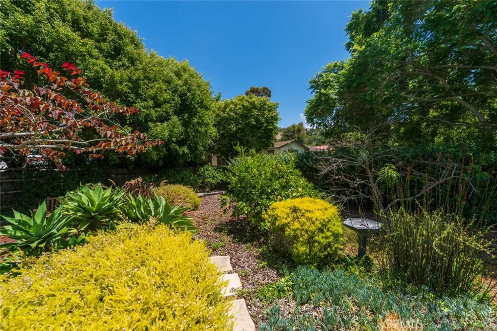 2896 Via Victoria Palos Verdes Peninsula, CA 90274