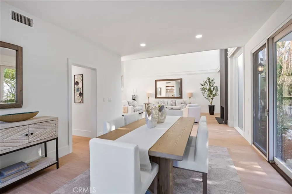 25 Rue Grand Ducal Newport Beach, CA 92660