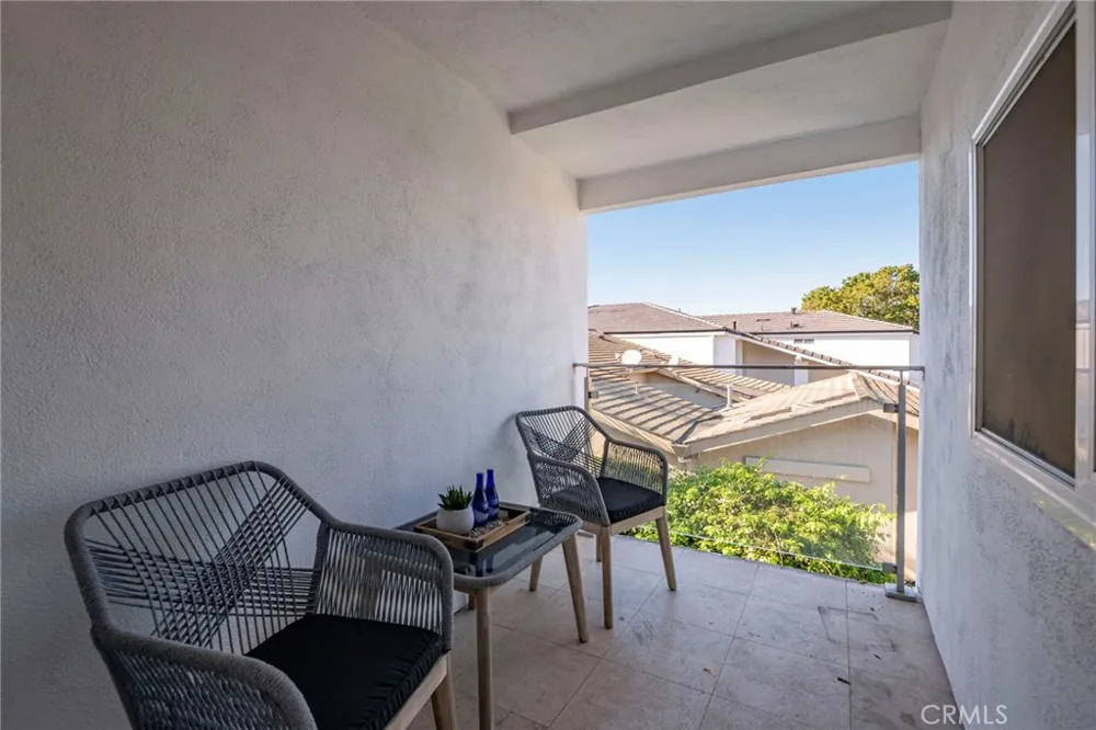 25 Rue Grand Ducal Newport Beach, CA 92660