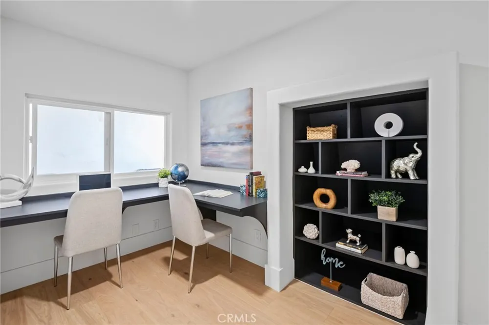 25 Rue Grand Ducal Newport Beach, CA 92660
