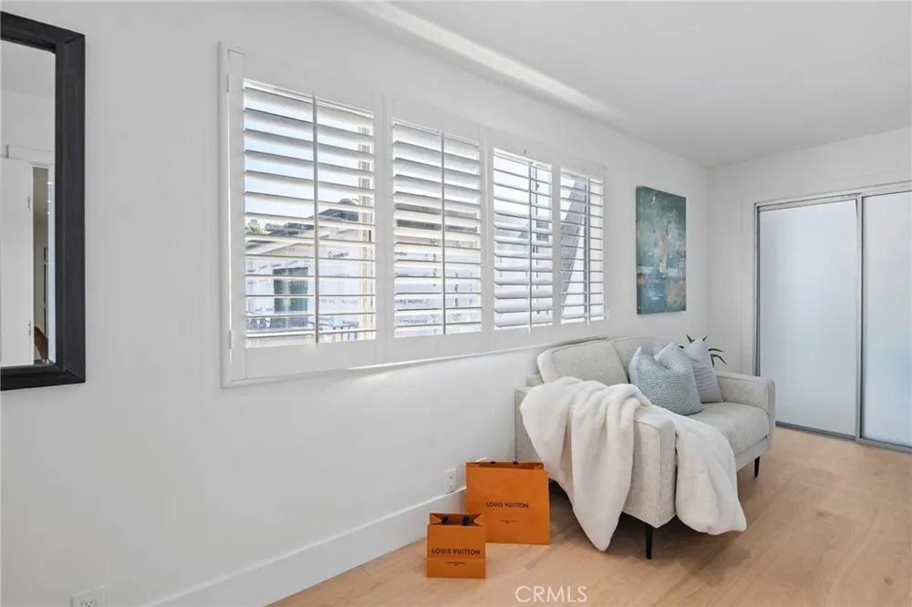 25 Rue Grand Ducal Newport Beach, CA 92660