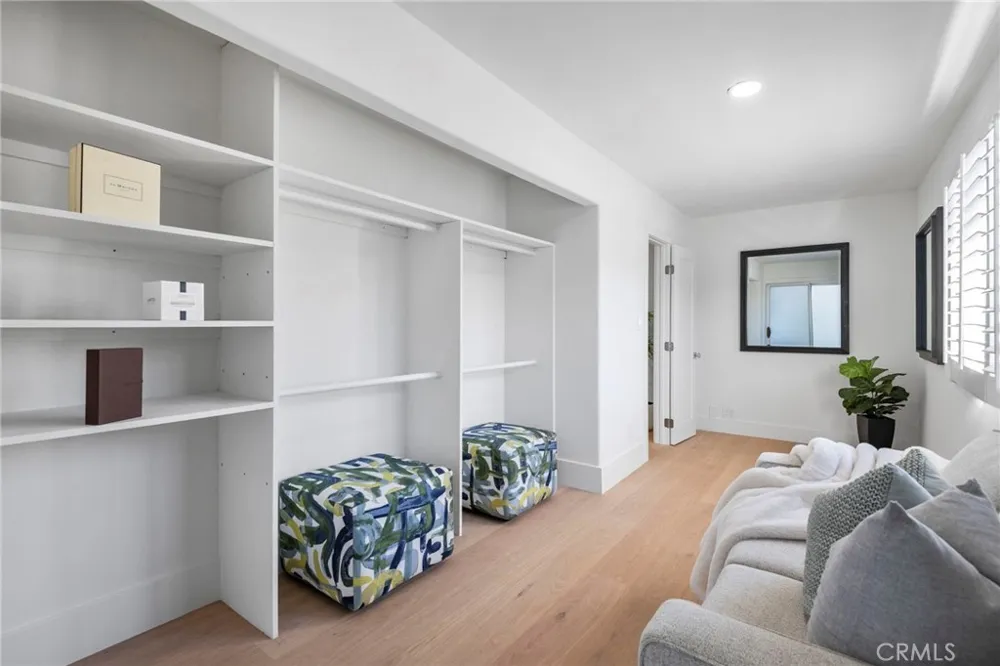 25 Rue Grand Ducal Newport Beach, CA 92660