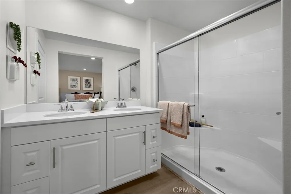 4617 S Moonstar Privado Ontario, CA 91762