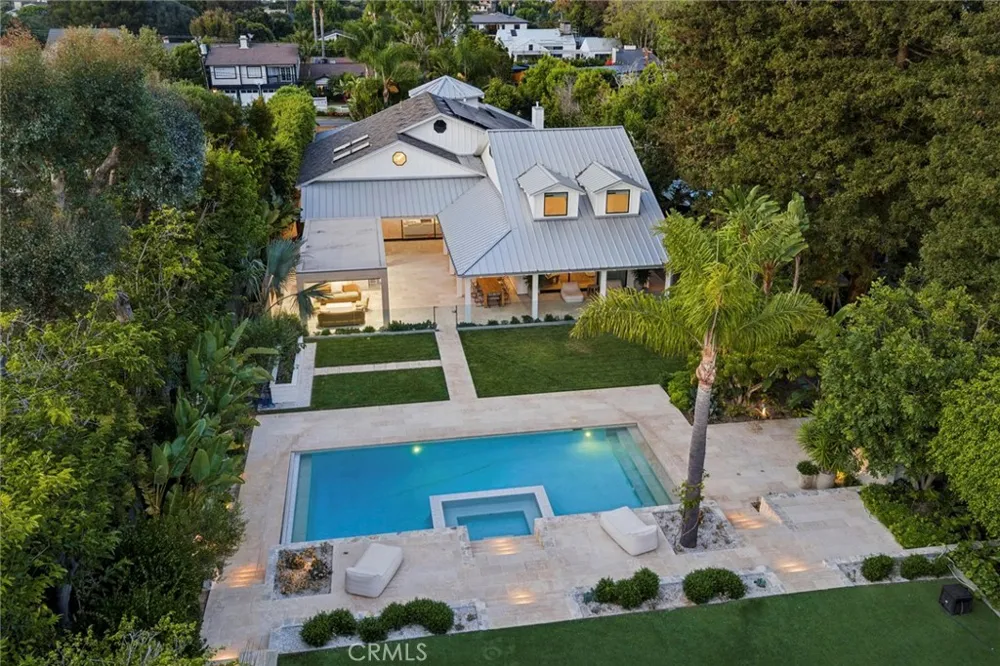 2419 Santiago Newport Beach, CA 92660