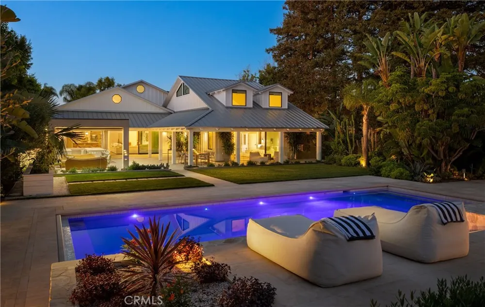 2419 Santiago Newport Beach, CA 92660