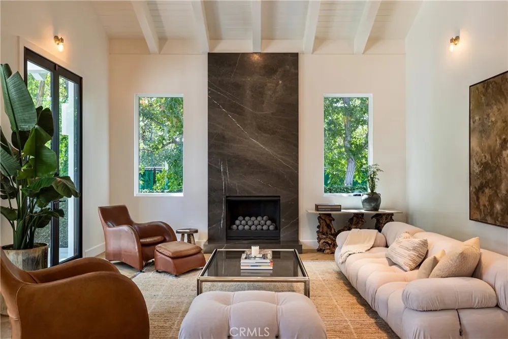2419 Santiago Newport Beach, CA 92660