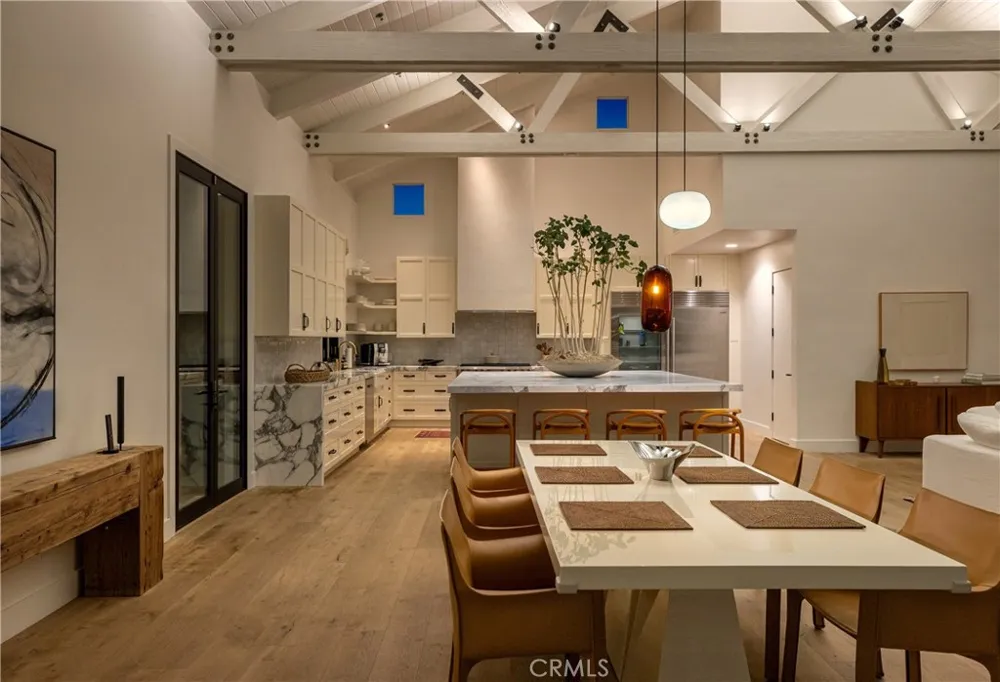 2419 Santiago Newport Beach, CA 92660