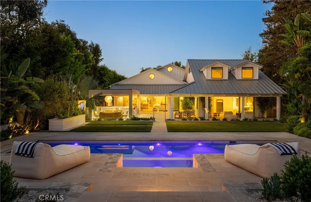 2419 Santiago Newport Beach, CA 92660