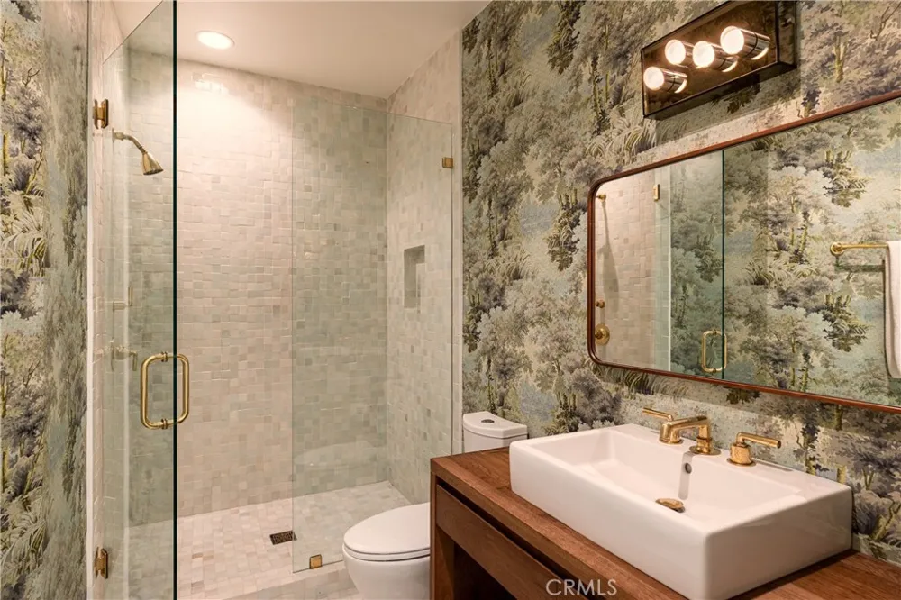 2419 Santiago Newport Beach, CA 92660