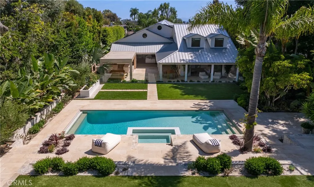 2419 Santiago Newport Beach, CA 92660