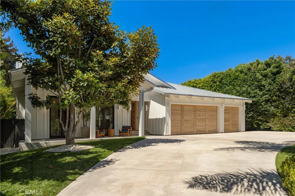 2419 Santiago Newport Beach, CA 92660