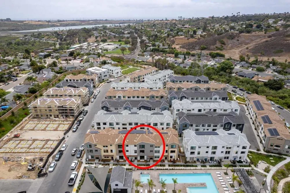 2564 Delphinium Ln Carlsbad, CA 92008
