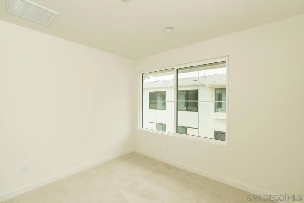 2564 Delphinium Ln Carlsbad, CA 92008