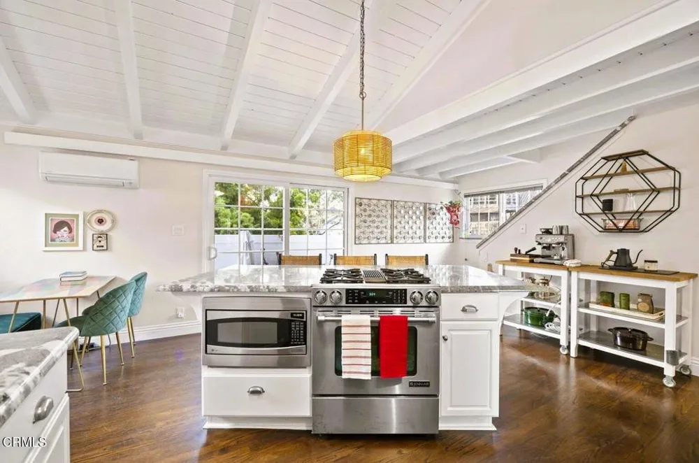 999 Waterbury Lane Ventura, CA 93001