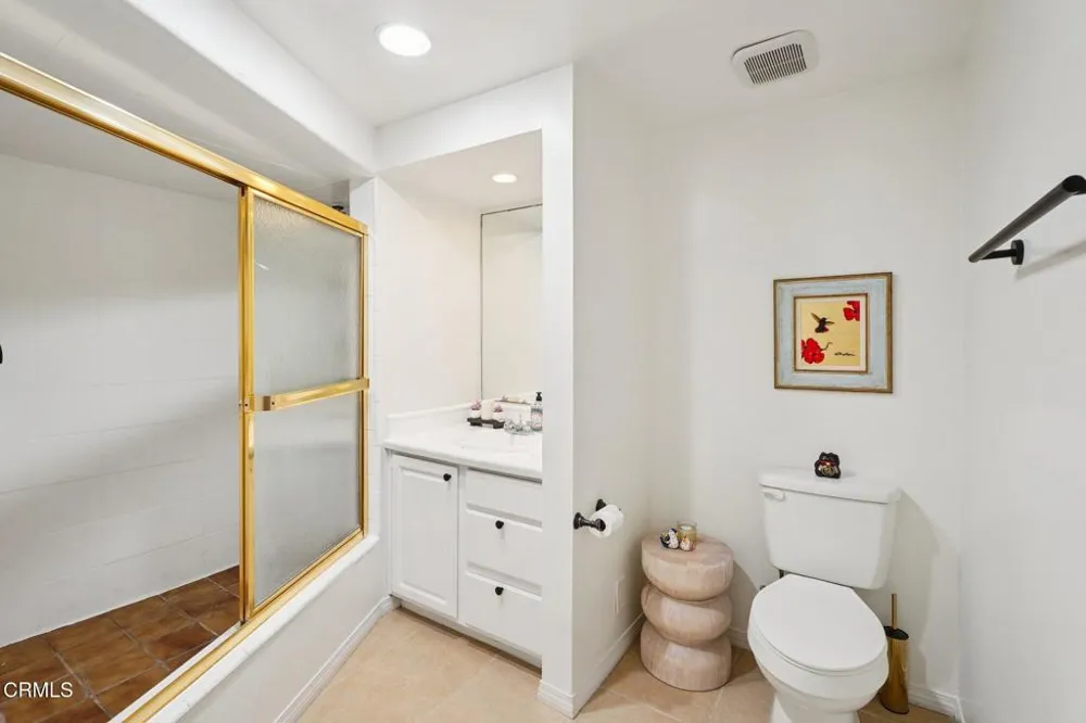 999 Waterbury Lane Ventura, CA 93001