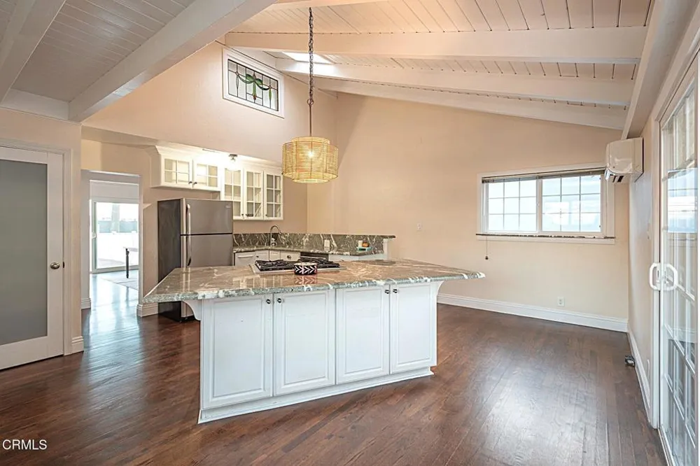 999 Waterbury Lane Ventura, CA 93001