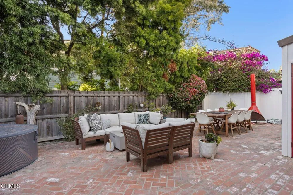 999 Waterbury Lane Ventura, CA 93001