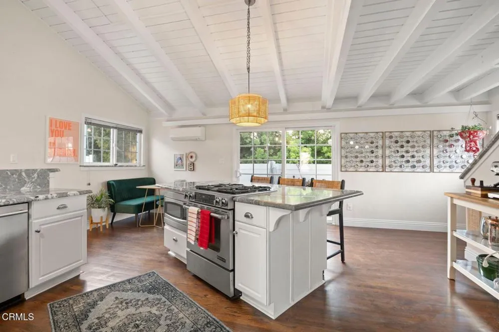 999 Waterbury Lane Ventura, CA 93001
