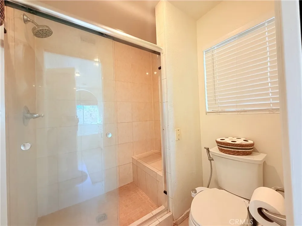 20350 Calhaven Saugus, CA 91390