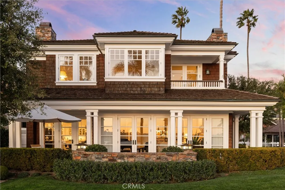 2411 Bayshore Newport Beach, CA 92663